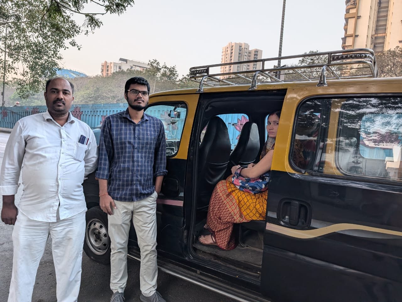 Adhar Wahini taxi service photo 3